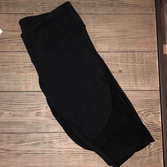 ALO Yoga Pants - Alo Mesh Panel Leggings Size S.